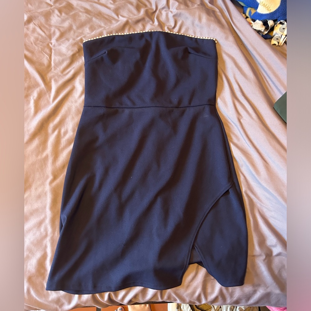 Navy BlueBlush (pitaya) minidress with pearl neckline